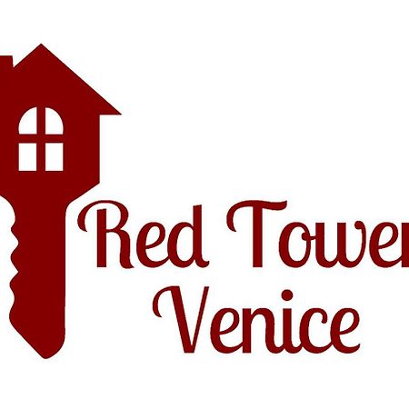 Red Tower Venice Apartment - 2 Mins From Vce Airport- Free Wifi Tessera Kültér fotó